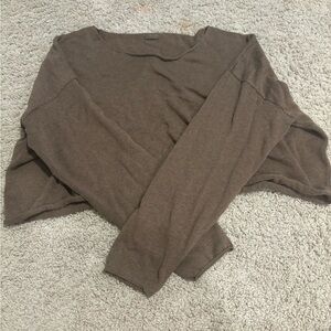 Brandy Melville brown cropped shirt- never worn